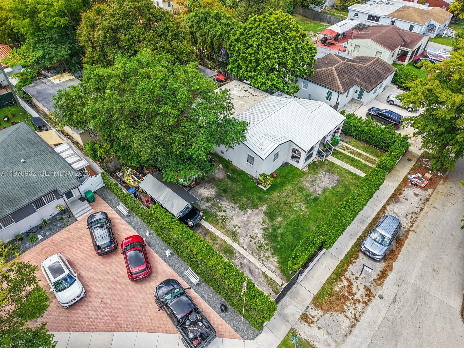 700 SW 44th Pl, Miami FL 33134 — 48