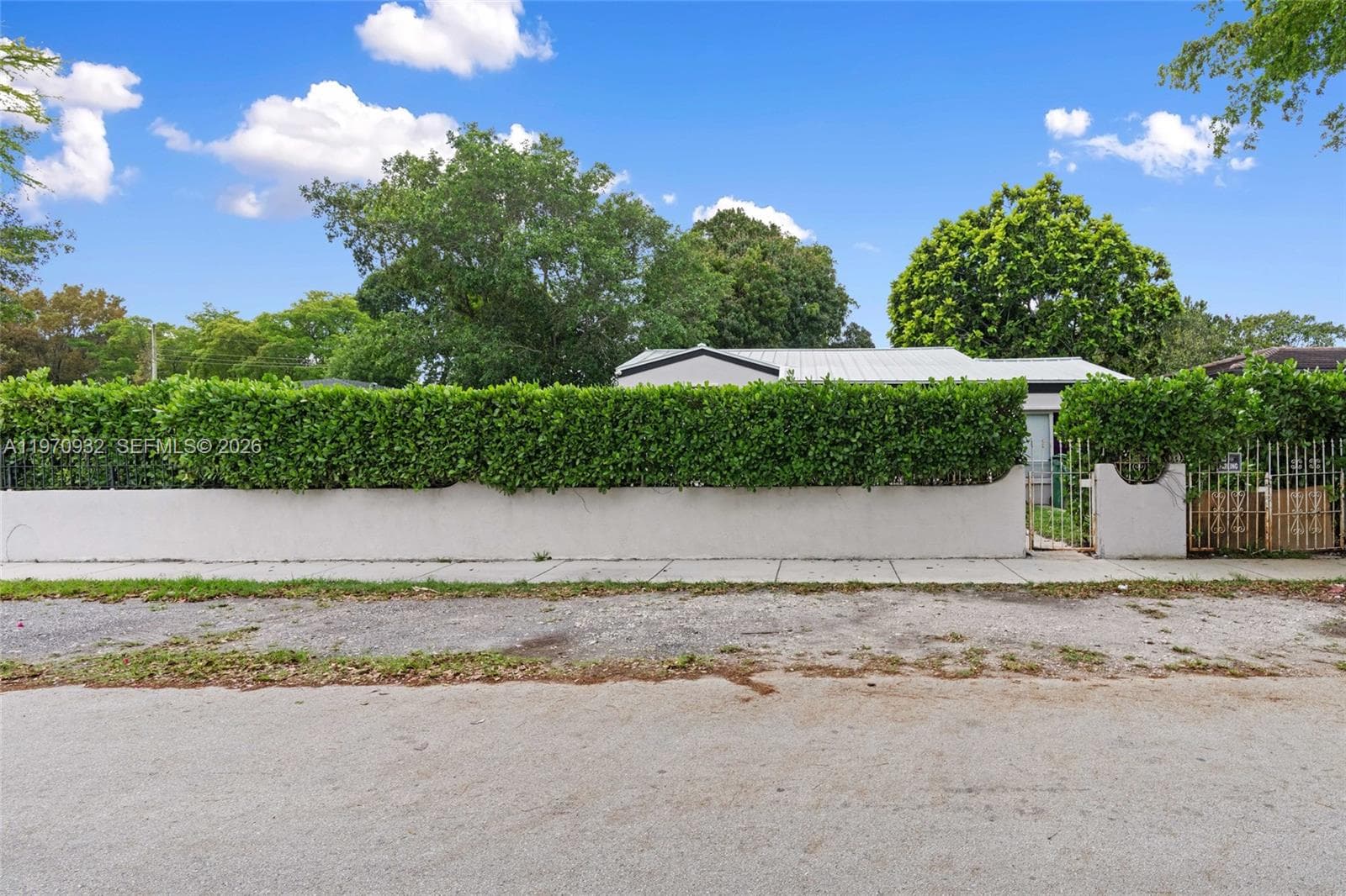 700 SW 44th Pl, Miami FL 33134 — 4