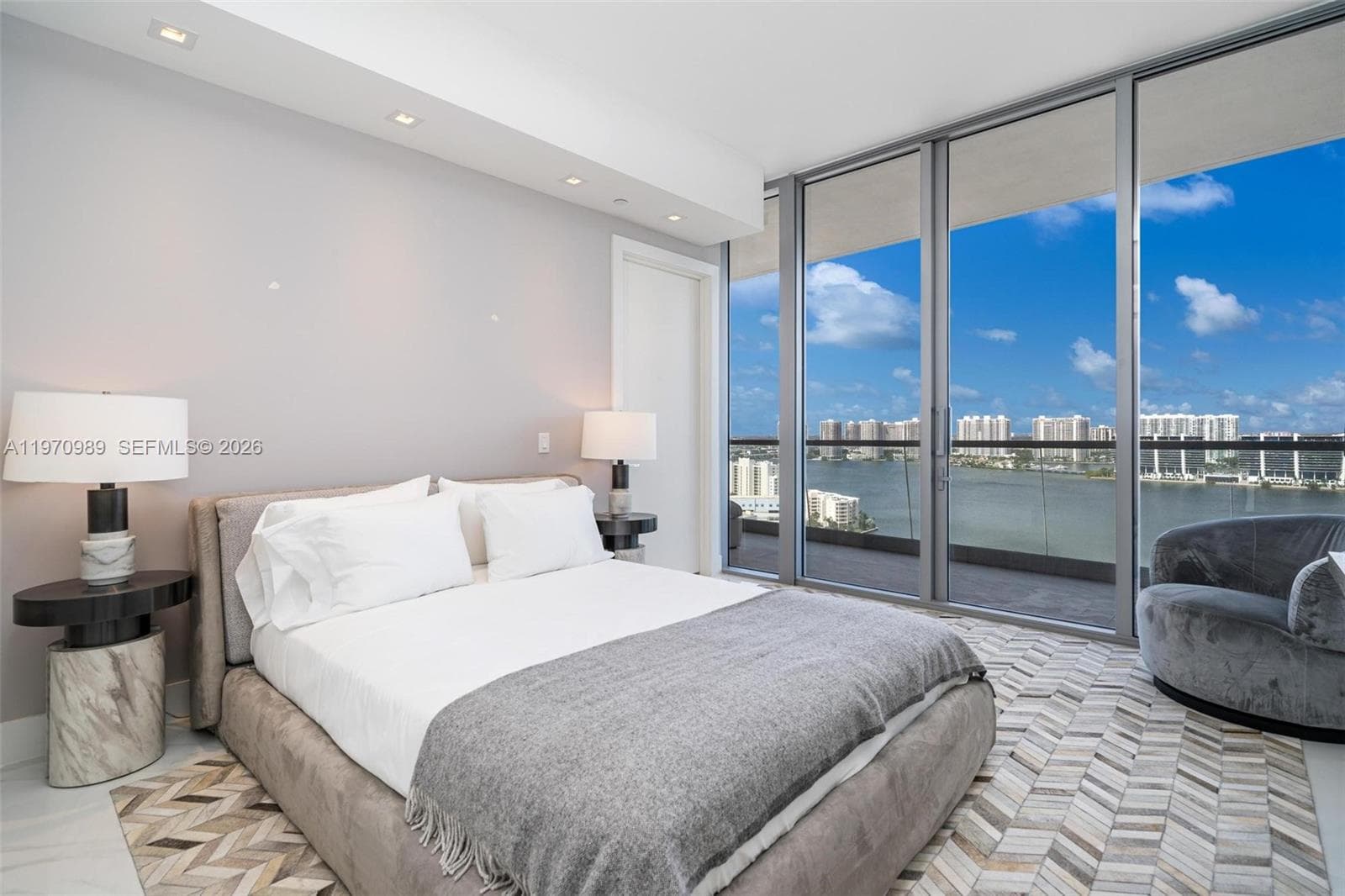 18501 Collins Ave # 2003, Sunny Isles Beach FL 33160 — 43
