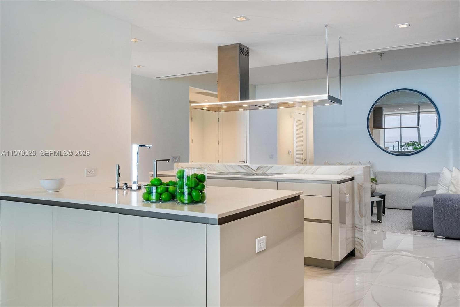 18501 Collins Ave # 2003, Sunny Isles Beach FL 33160 — 20
