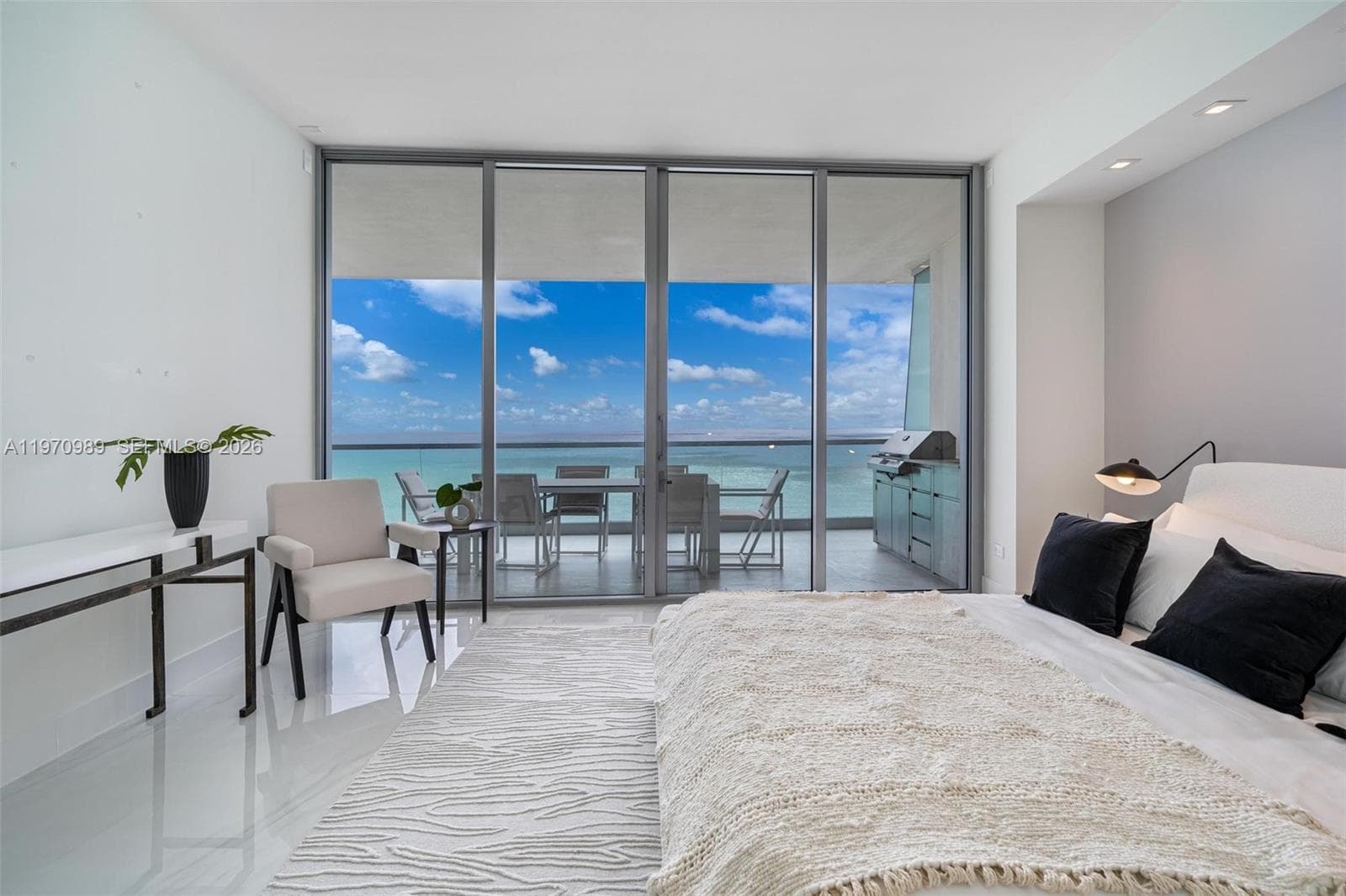 18501 Collins Ave # 2003, Sunny Isles Beach FL 33160 — 31