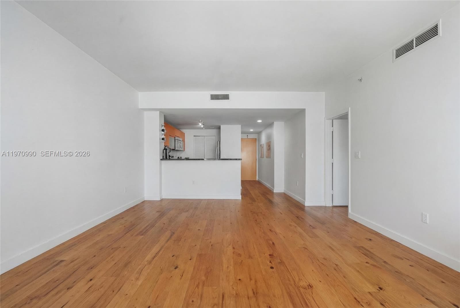 253 NE 2nd St # 1007, Miami FL 33132 — 6