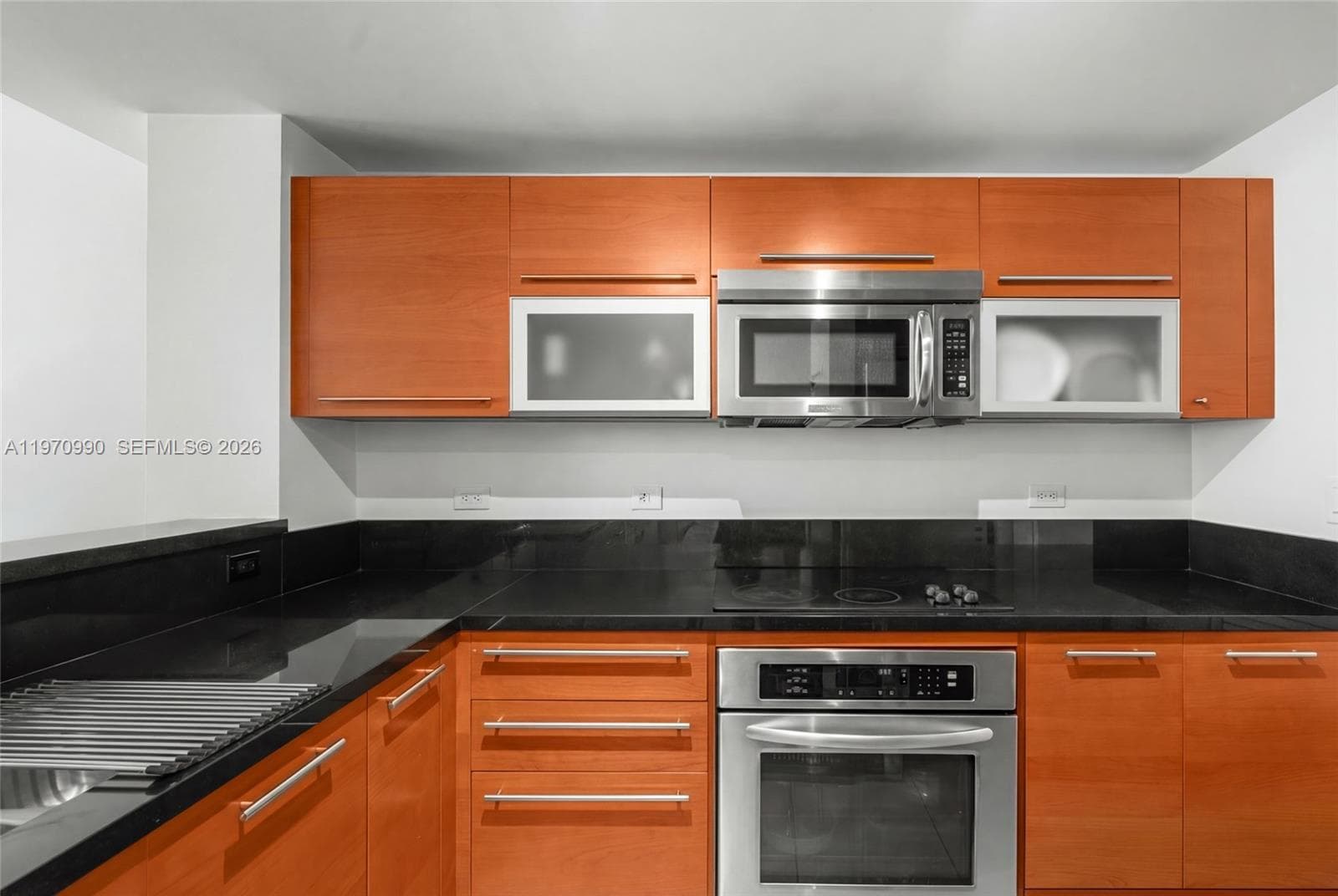 253 NE 2nd St # 1007, Miami FL 33132 — 11