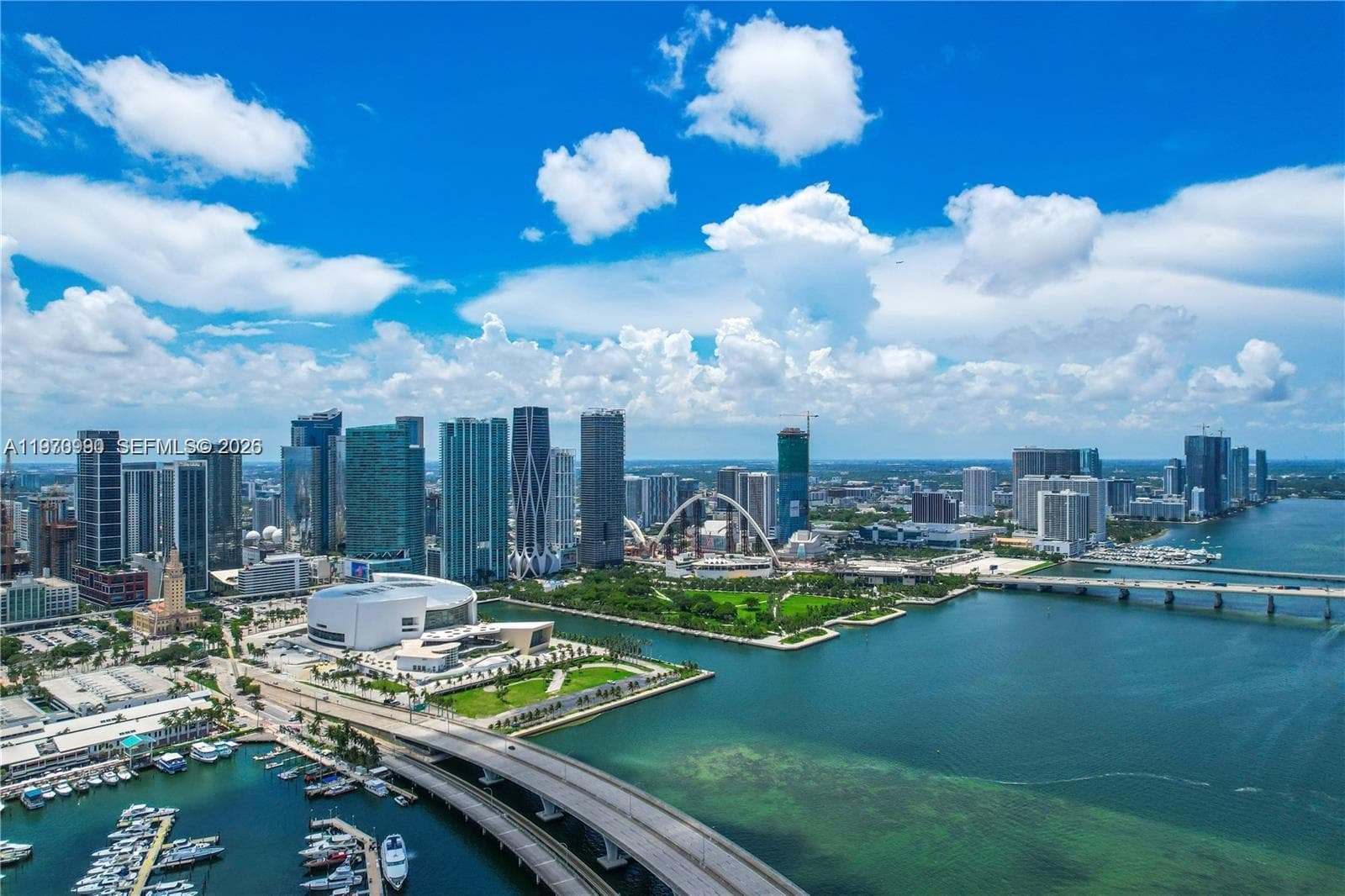 253 NE 2nd St # 1007, Miami FL 33132 — 31