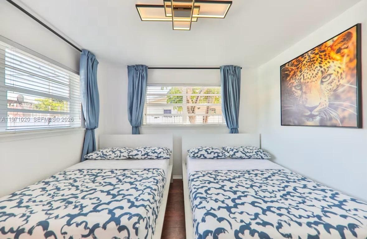 Sunswept Isle, Miami, FL — 23