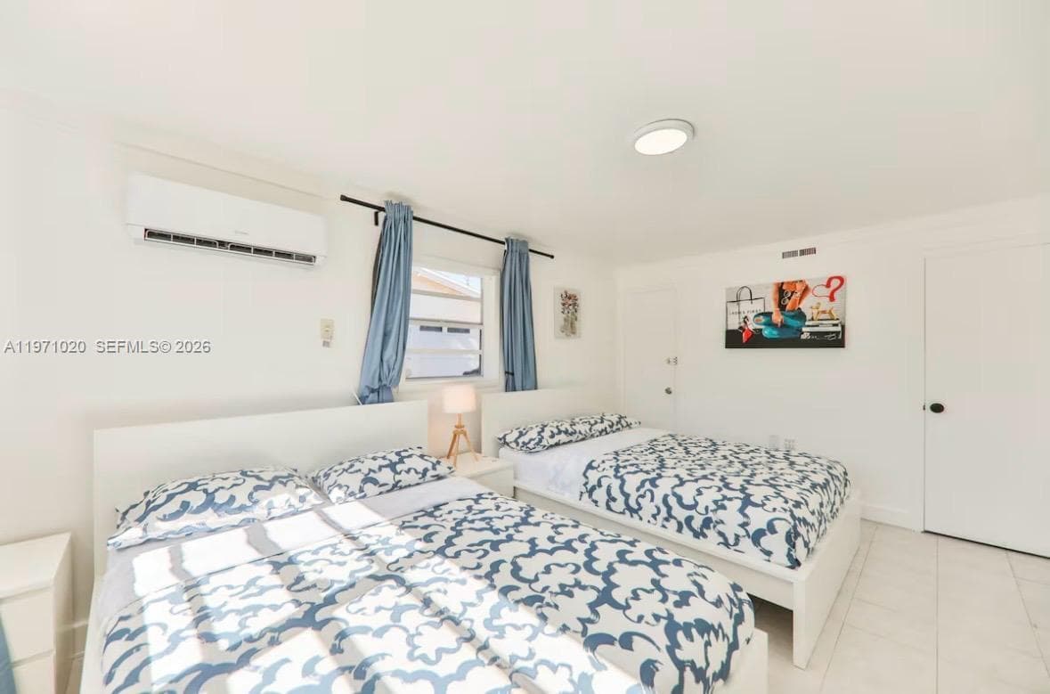 Sunswept Isle, Miami, FL — 27