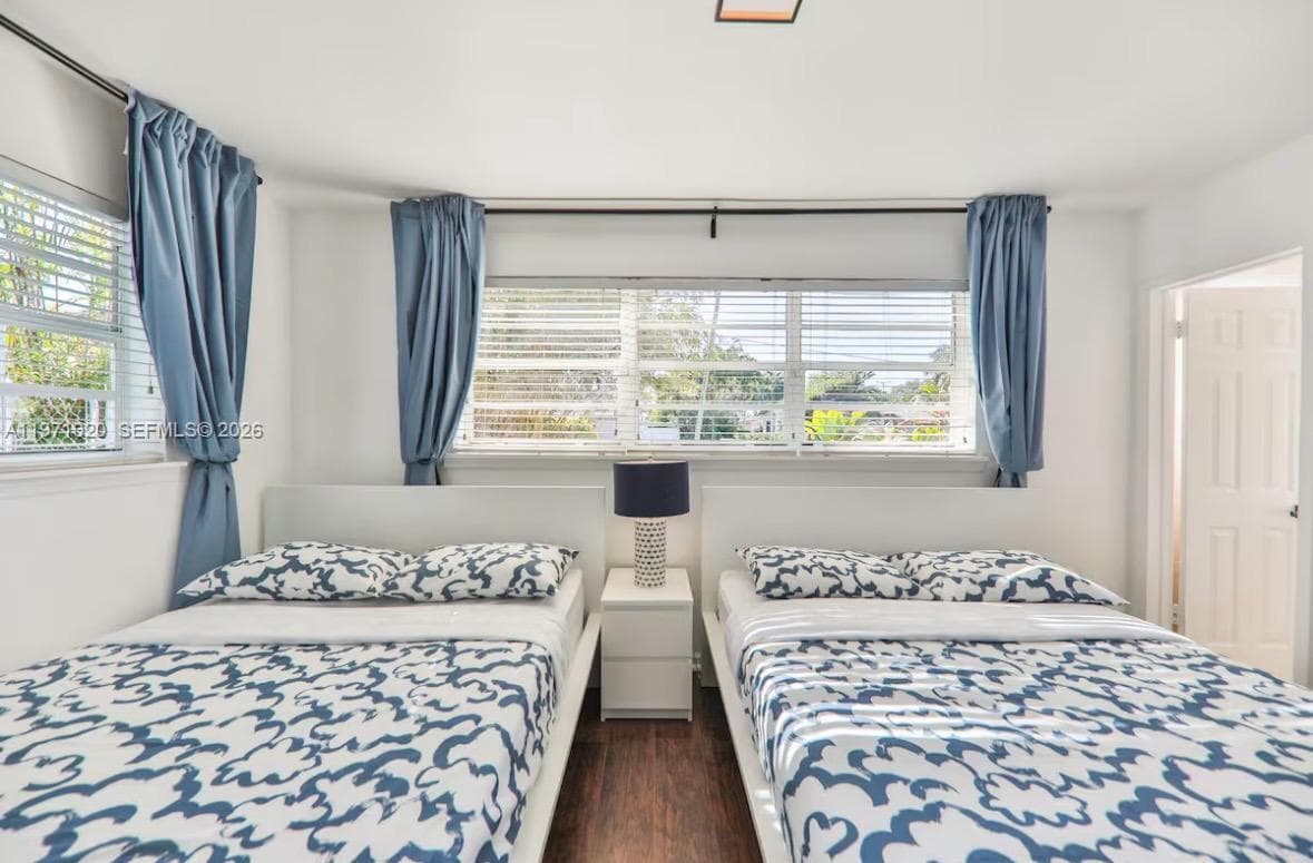 Sunswept Isle, Miami, FL — 26