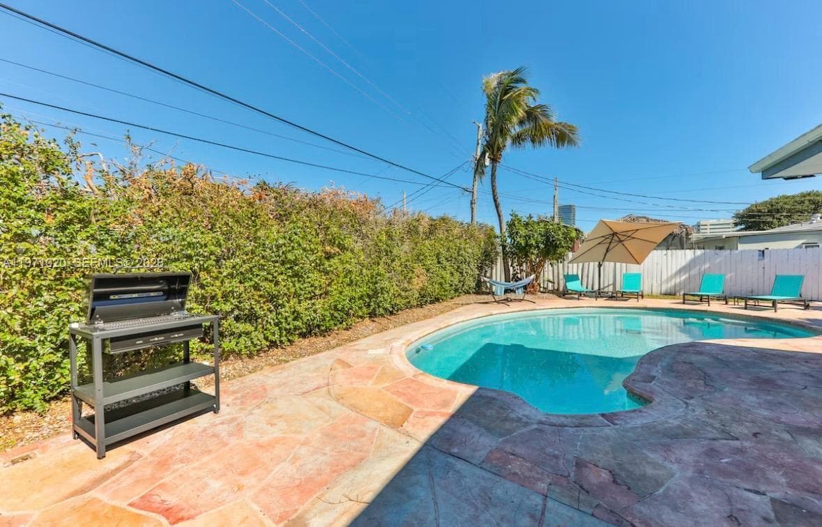 Sunswept Isle, Miami, FL — 49