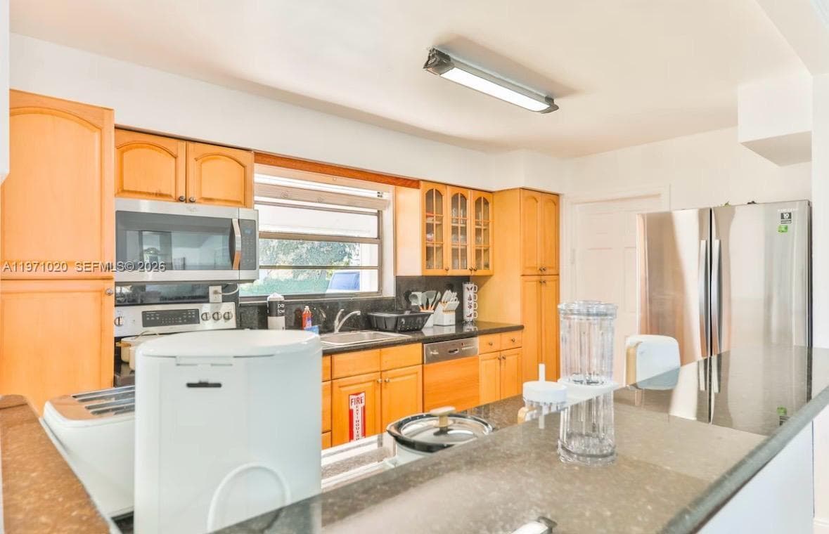 Sunswept Isle, Miami, FL — 14