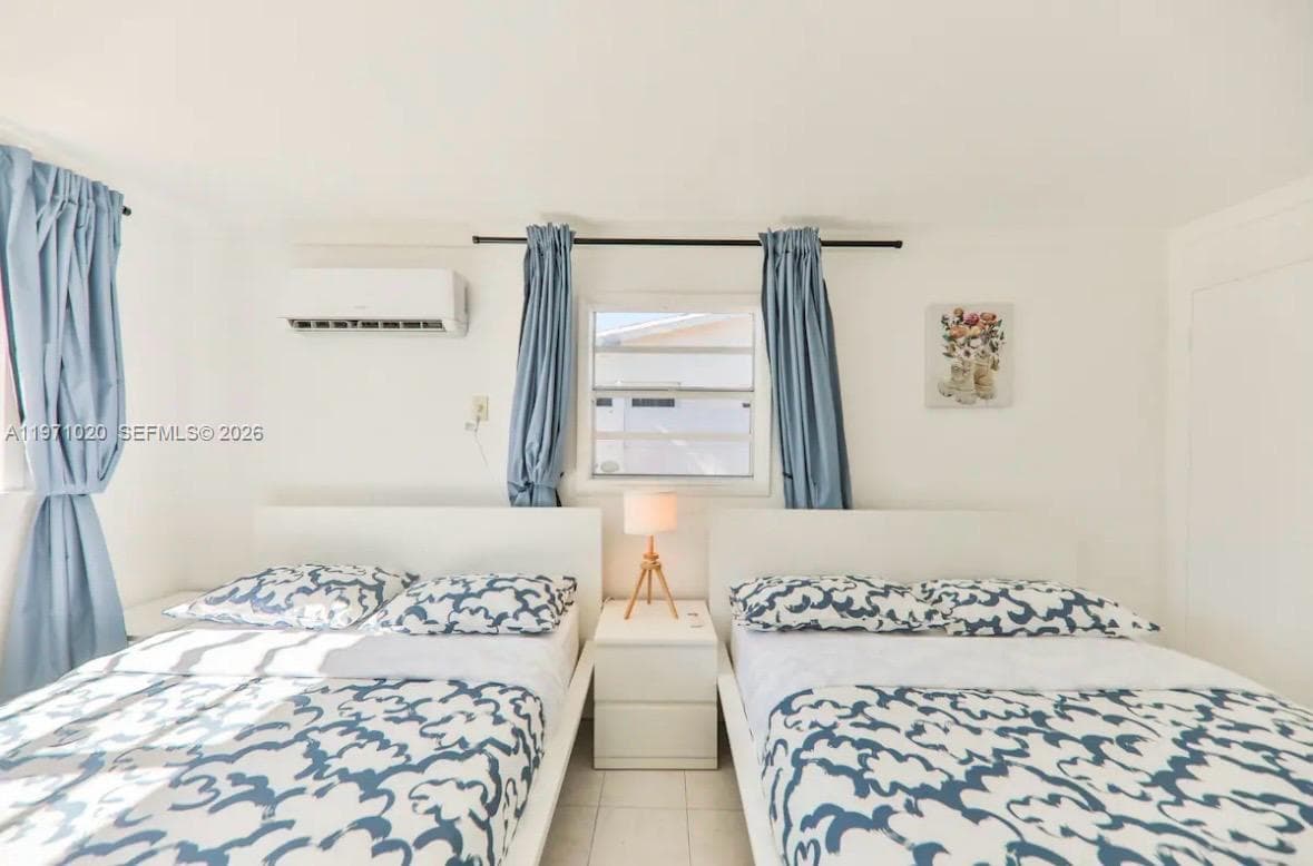 Sunswept Isle, Miami, FL — 37