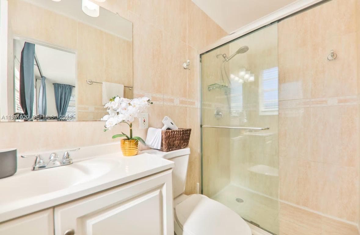 Sunswept Isle, Miami, FL — 39