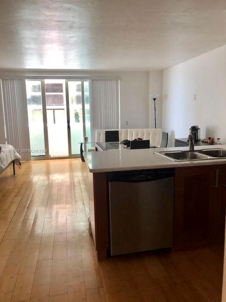 9499 Collins Ave # 405, Surfside FL 33154 — 2