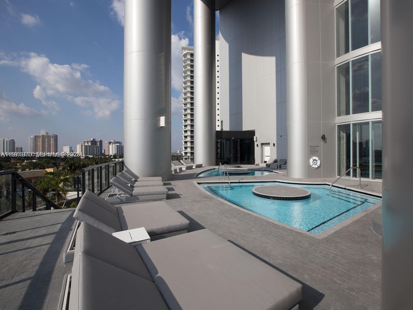 18555 Collins Ave # 5003, Sunny Isles Beach FL 33160 — 38