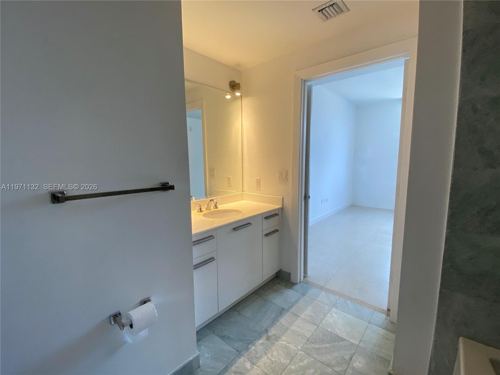 1060 Brickell Ave # 3105, Miami FL 33131 — 6