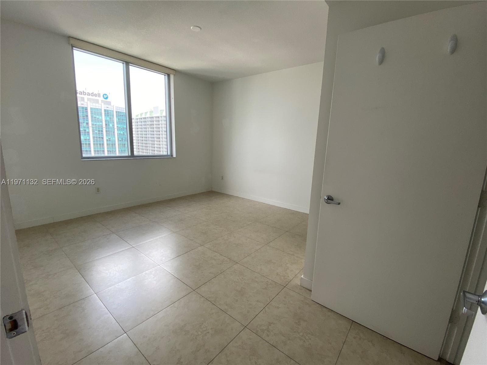 1060 Brickell Ave # 3105, Miami FL 33131 — 10