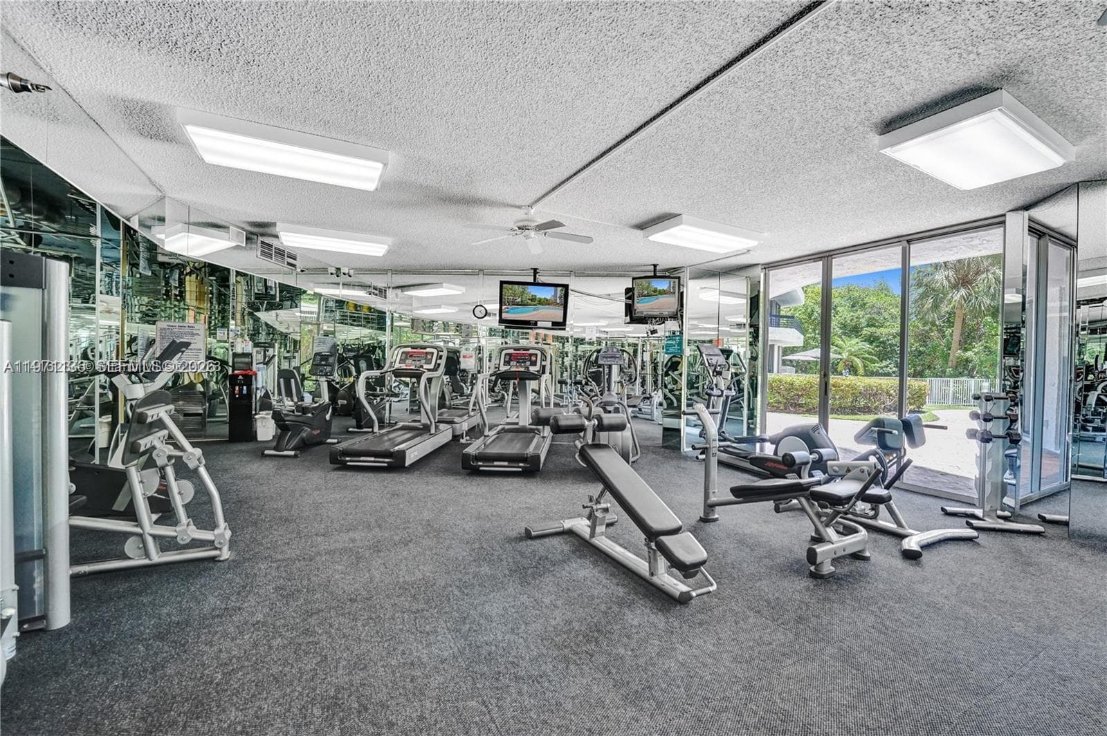 3400 NE 192nd St # 1607, Aventura FL 33180 — 29
