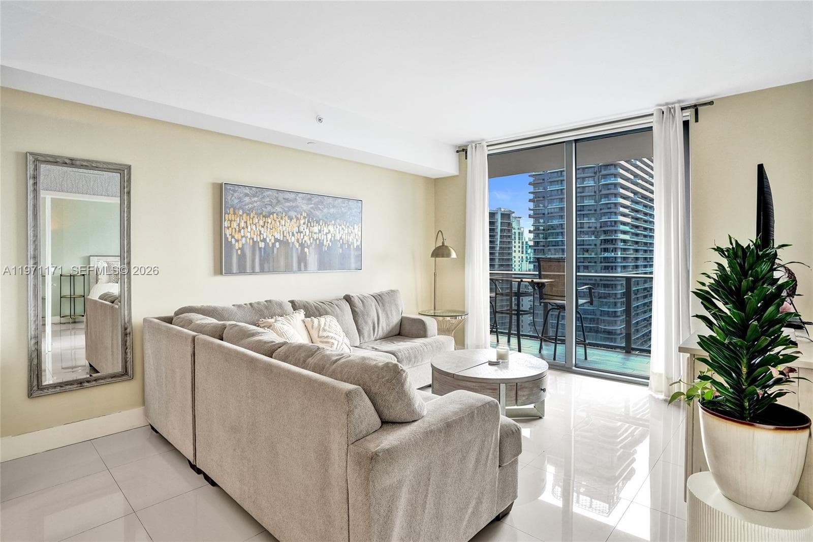 45 SW 9th St # 4004, Miami FL 33130 — 7