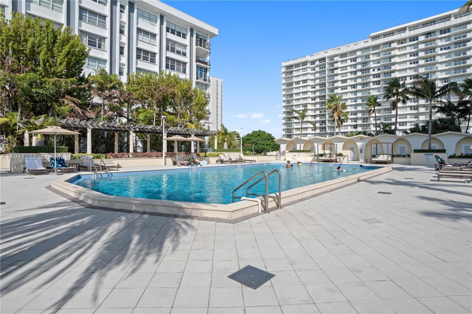 5600 Collins Ave # 16Y, Miami Beach FL 33140 — 31