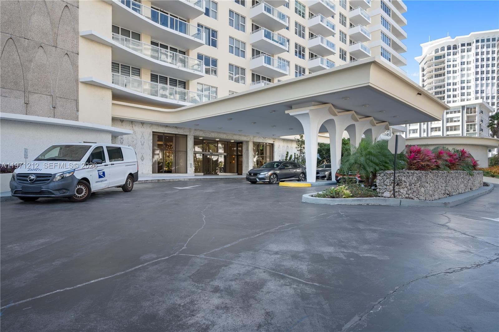 5600 Collins Ave # 16Y, Miami Beach FL 33140 — 39