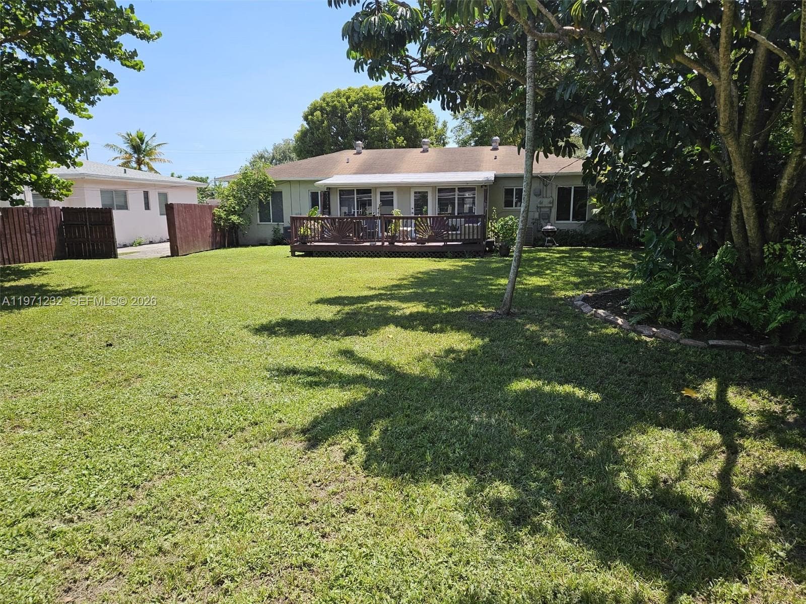 265 NE 116th St, Miami FL 33161 — 52