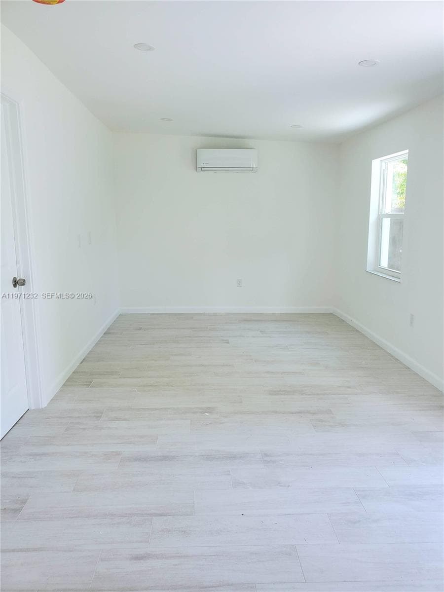 265 NE 116th St, Miami FL 33161 — 47