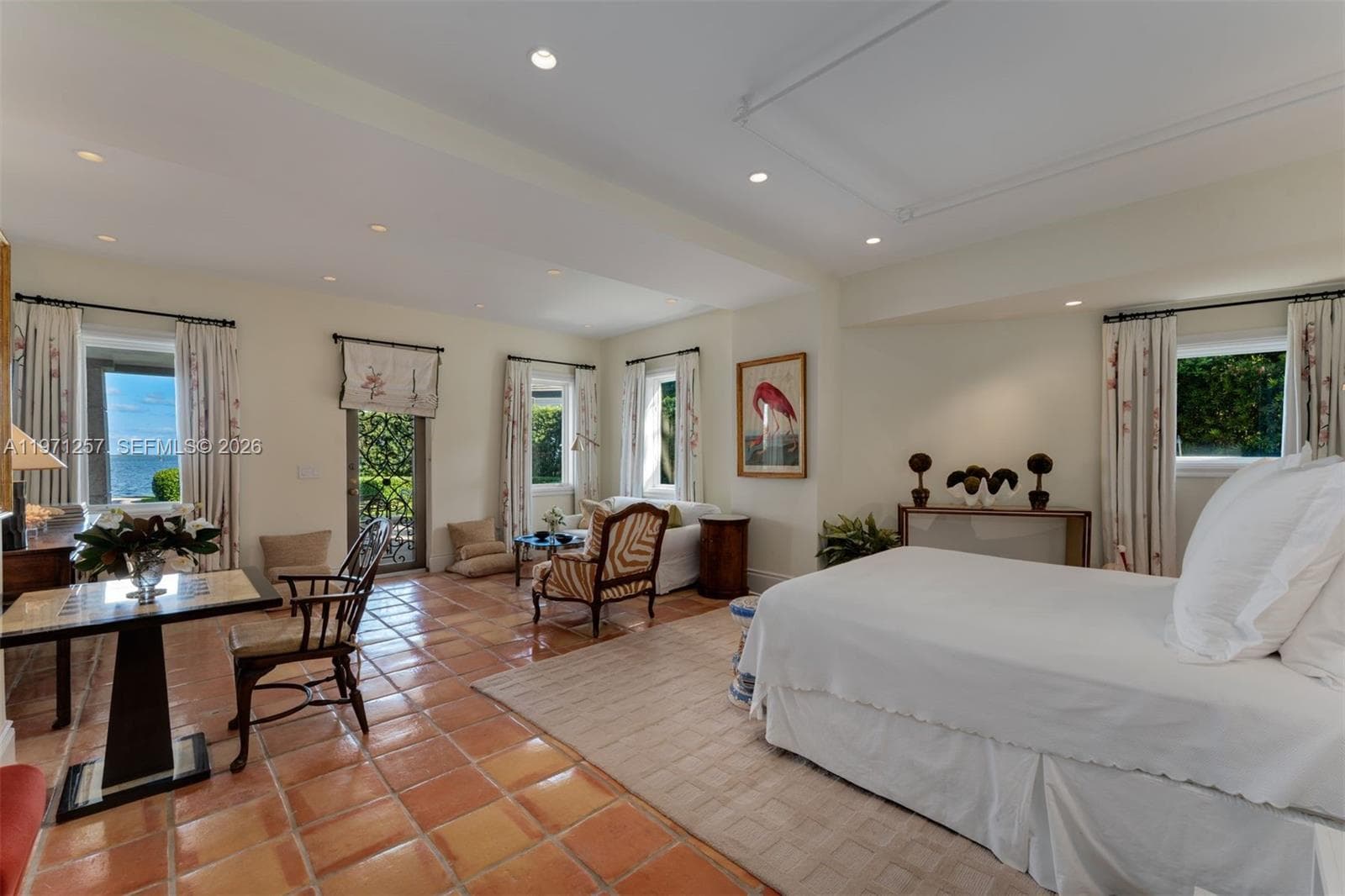 10 Tahiti Beach Island Rd, Coral Gables FL 33143 — 26