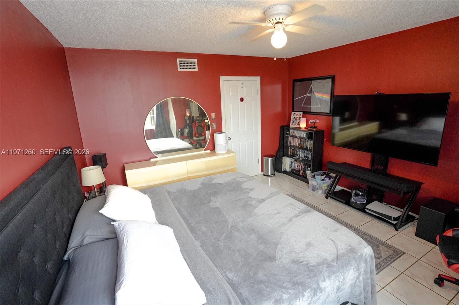 1159 W 40th St # 16, Hialeah FL 33012 — 23