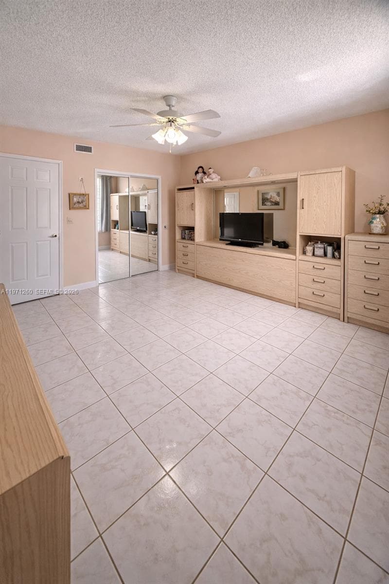 1159 W 40th St # 16, Hialeah FL 33012 — 16
