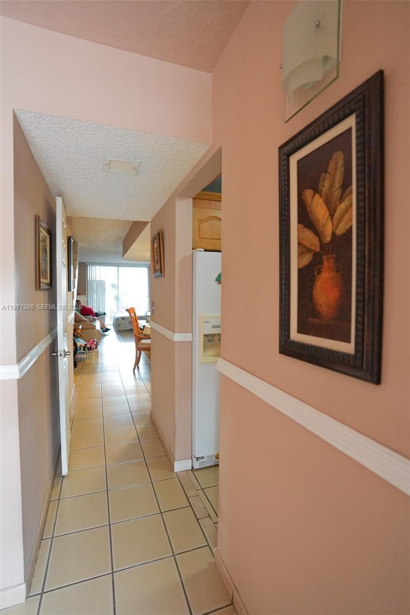 1159 W 40th St # 16, Hialeah FL 33012 — 8