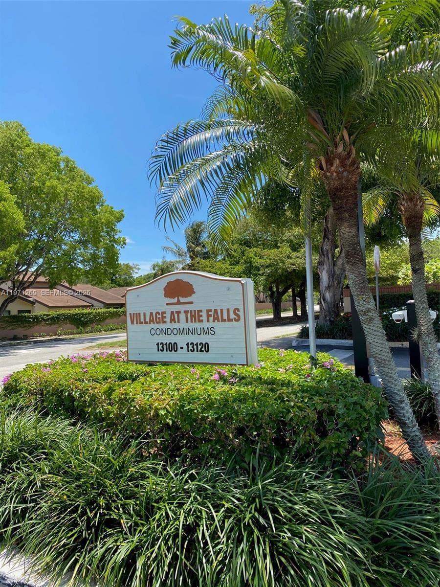 13120 SW 92nd Ave # 414, Miami FL 33176 — 2