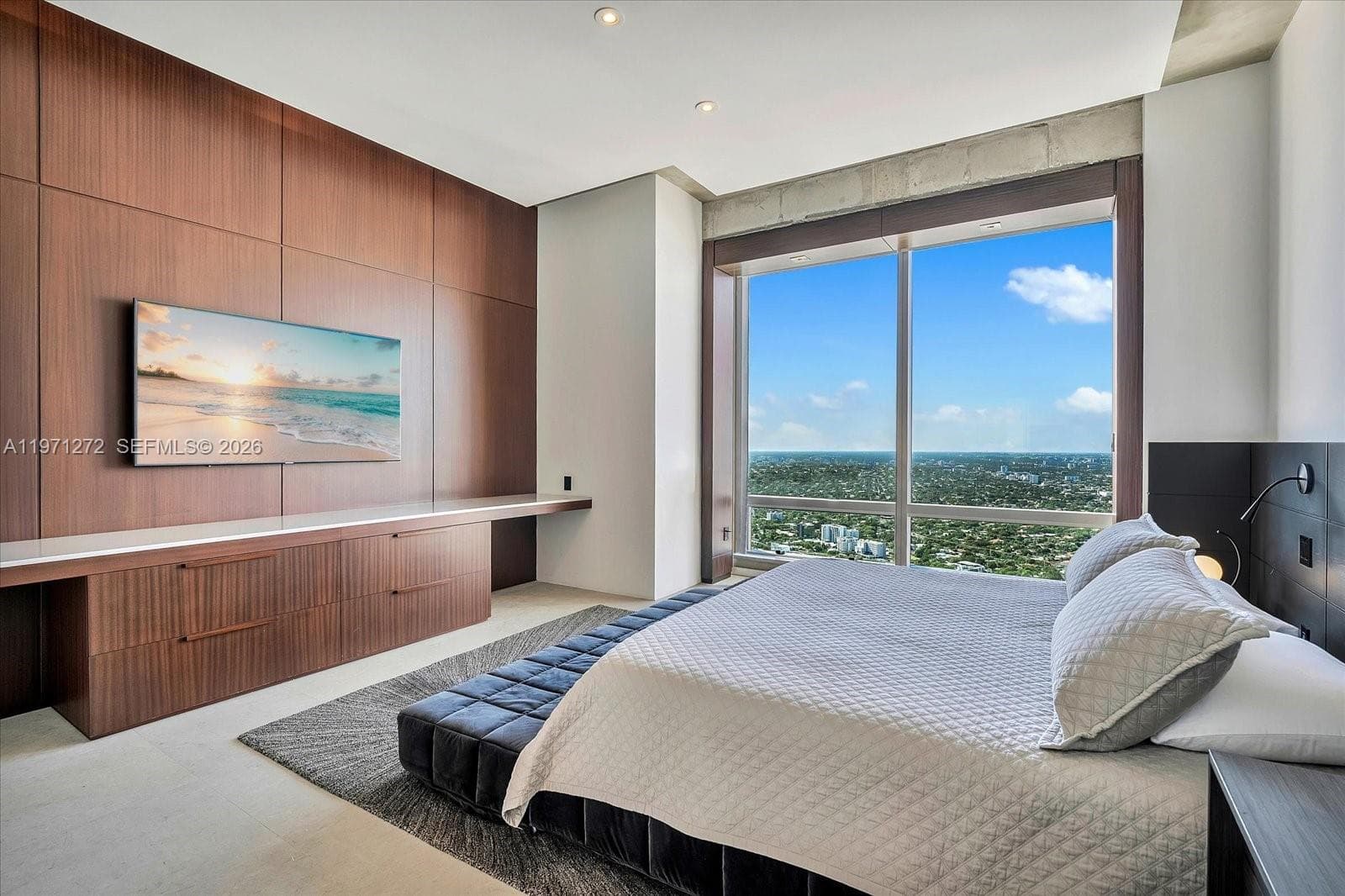 1425 Brickell Ave, Miami FL 33131 — 12