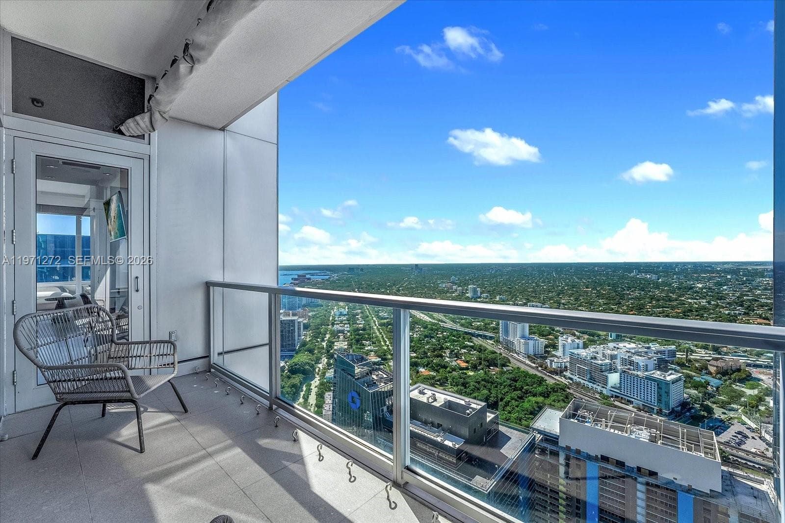 1425 Brickell Ave, Miami FL 33131 — 14