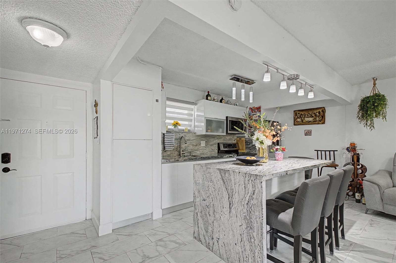 399 NW 72nd Ave # 320, Miami FL 33126 — 7
