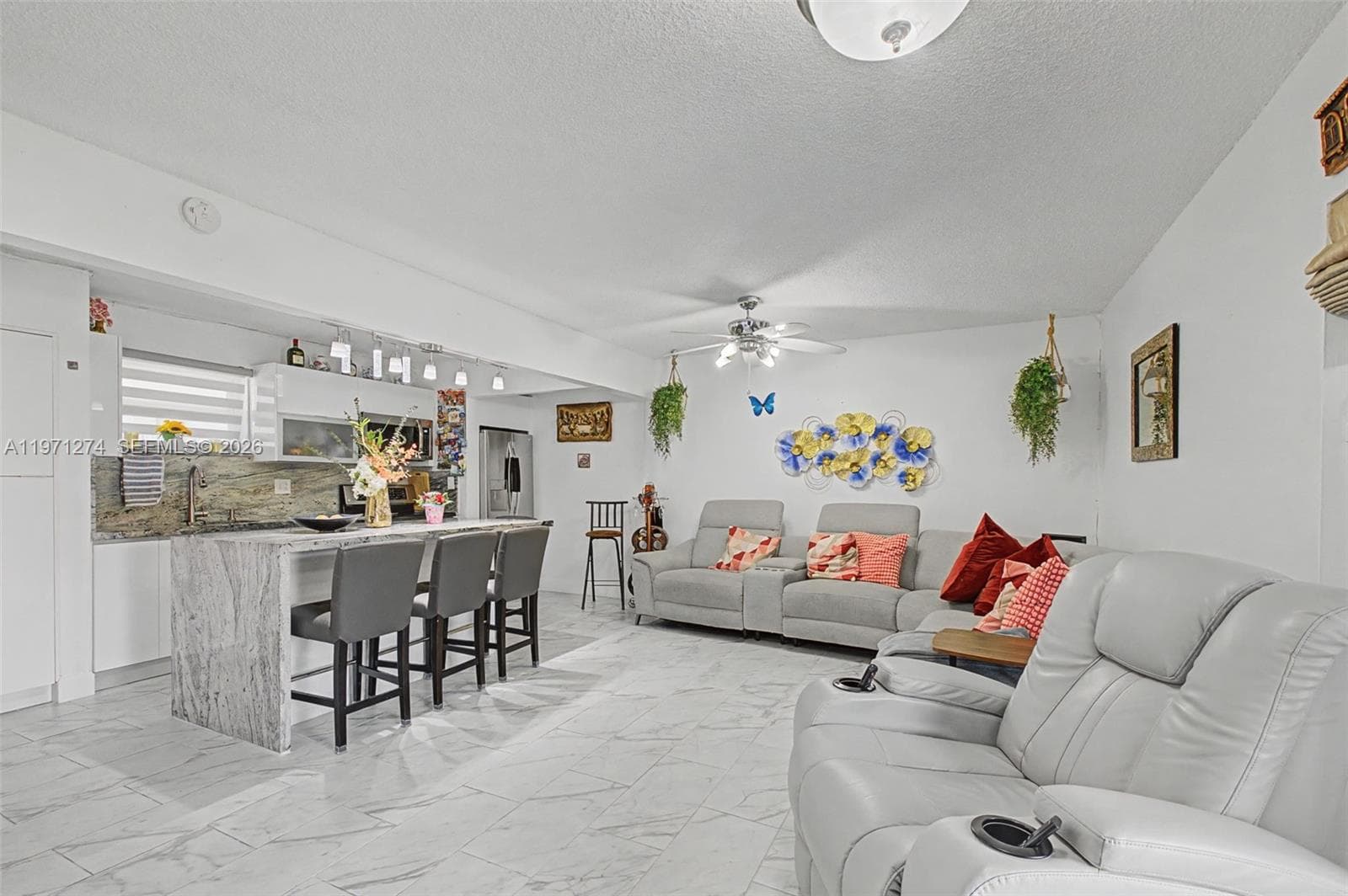 399 NW 72nd Ave # 320, Miami FL 33126 — 3