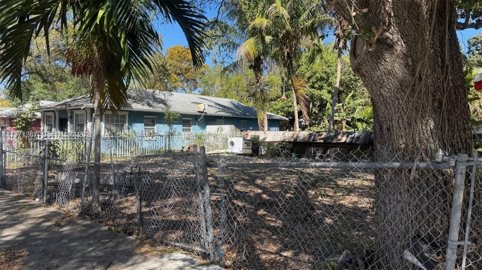 7613 NE 3rd Ave, Miami FL 33138 — 2