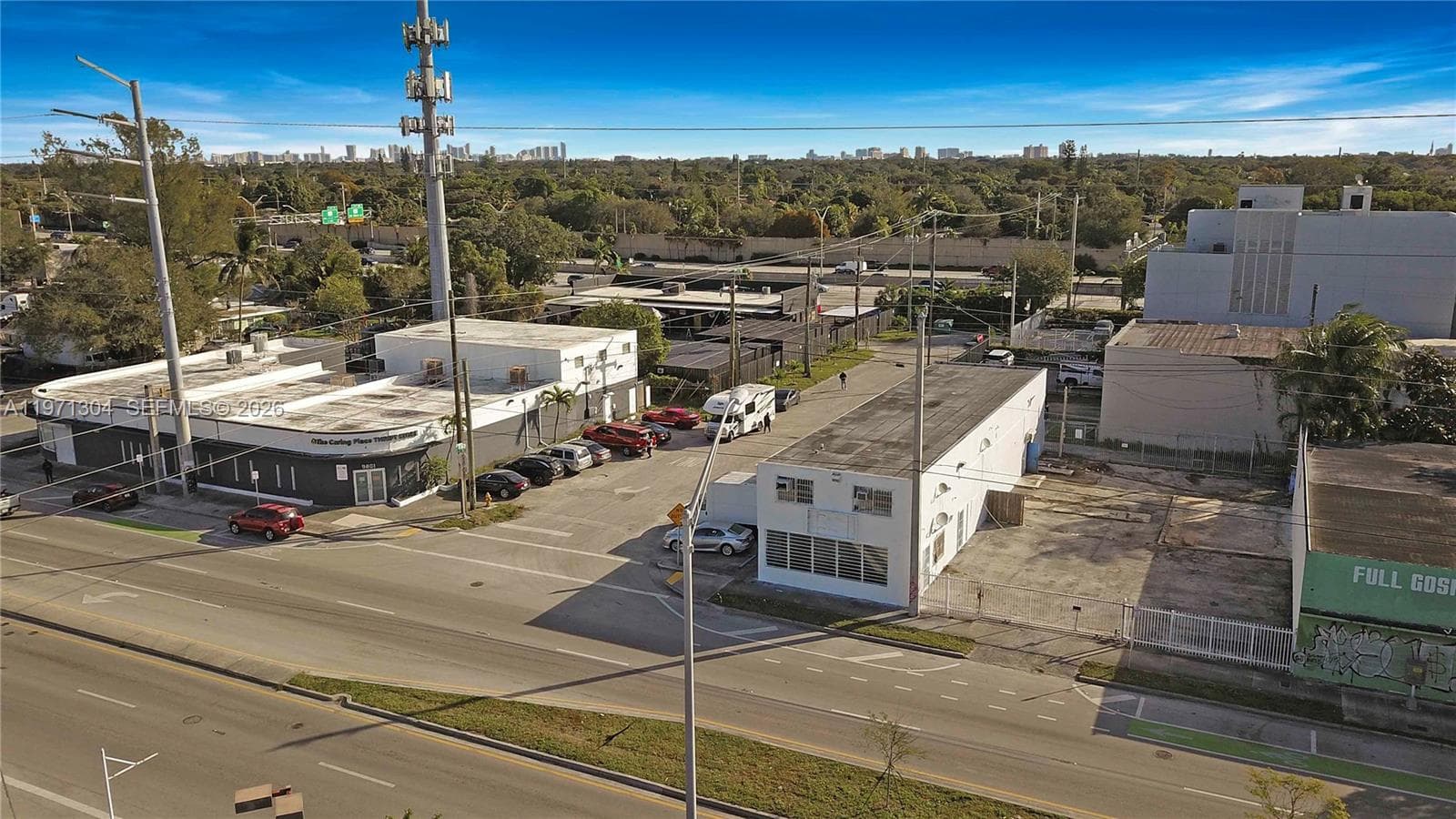 9795 NW 7th Ave, Miami FL 33150 — 26