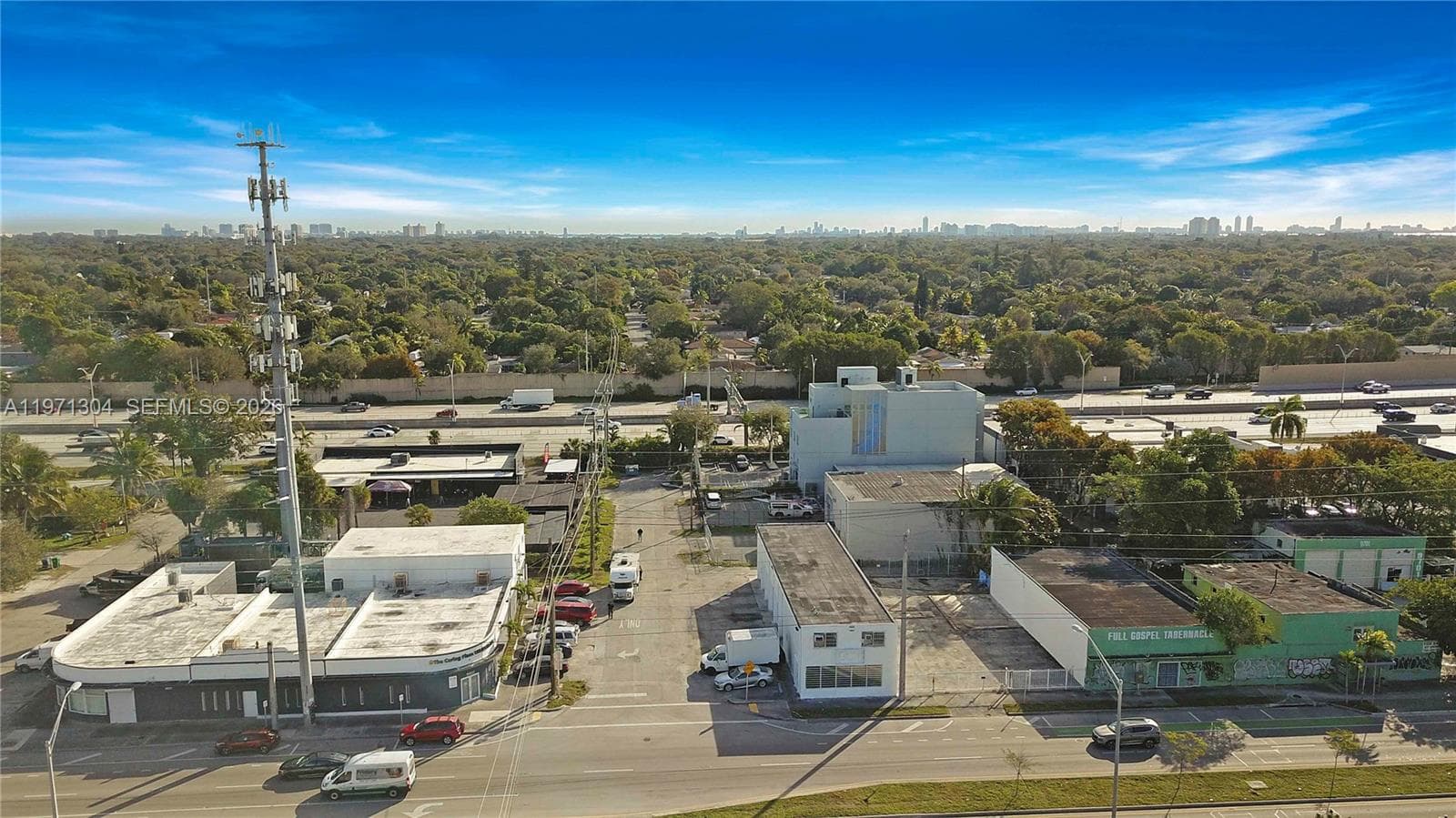 9795 NW 7th Ave, Miami FL 33150 — 24