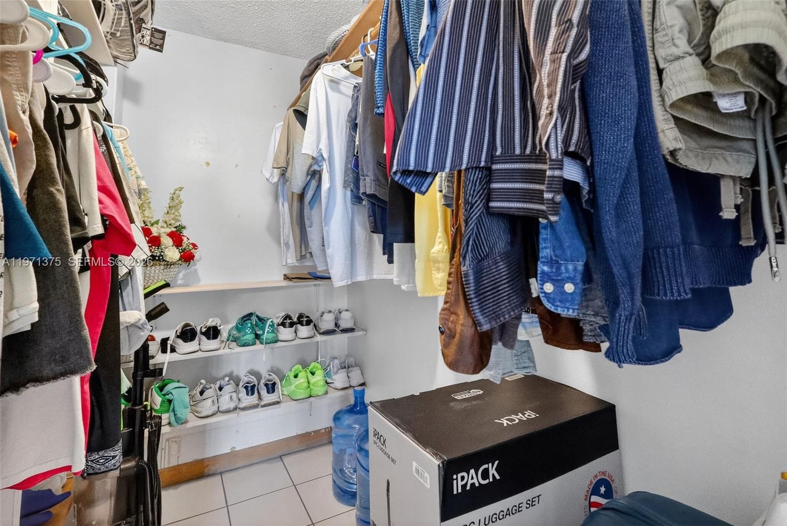 9678 Fontainebleau Blvd # 411, Miami FL 33172 — 26