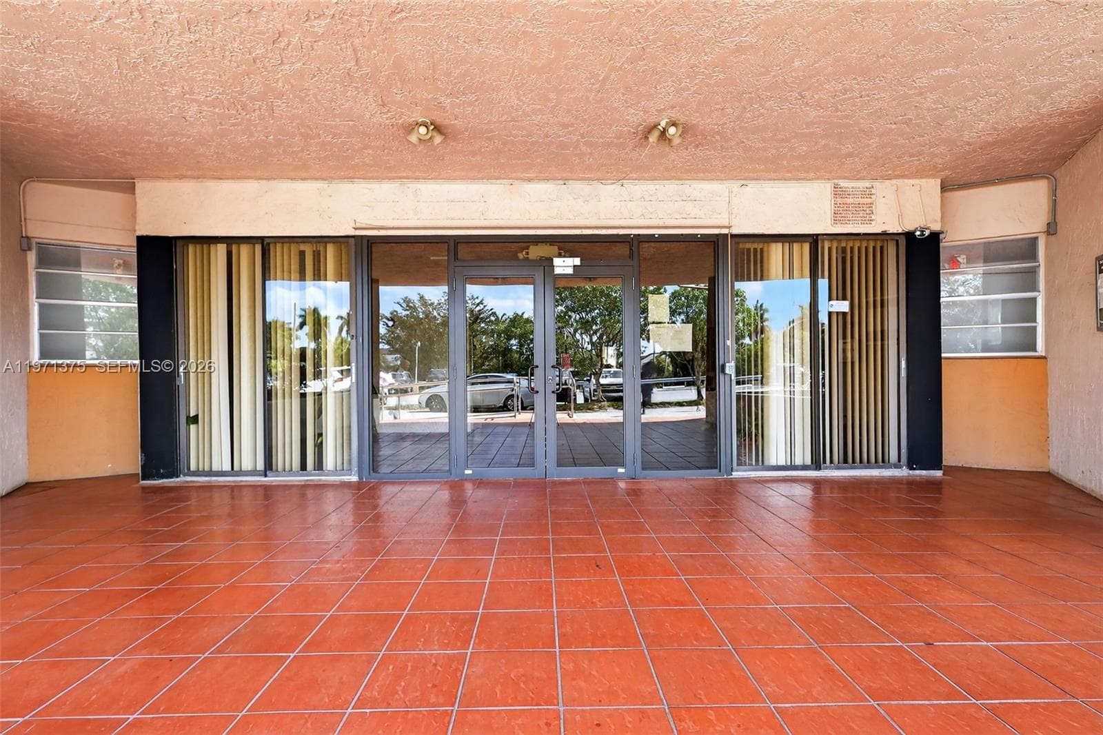 9678 Fontainebleau Blvd # 411, Miami FL 33172 — 3