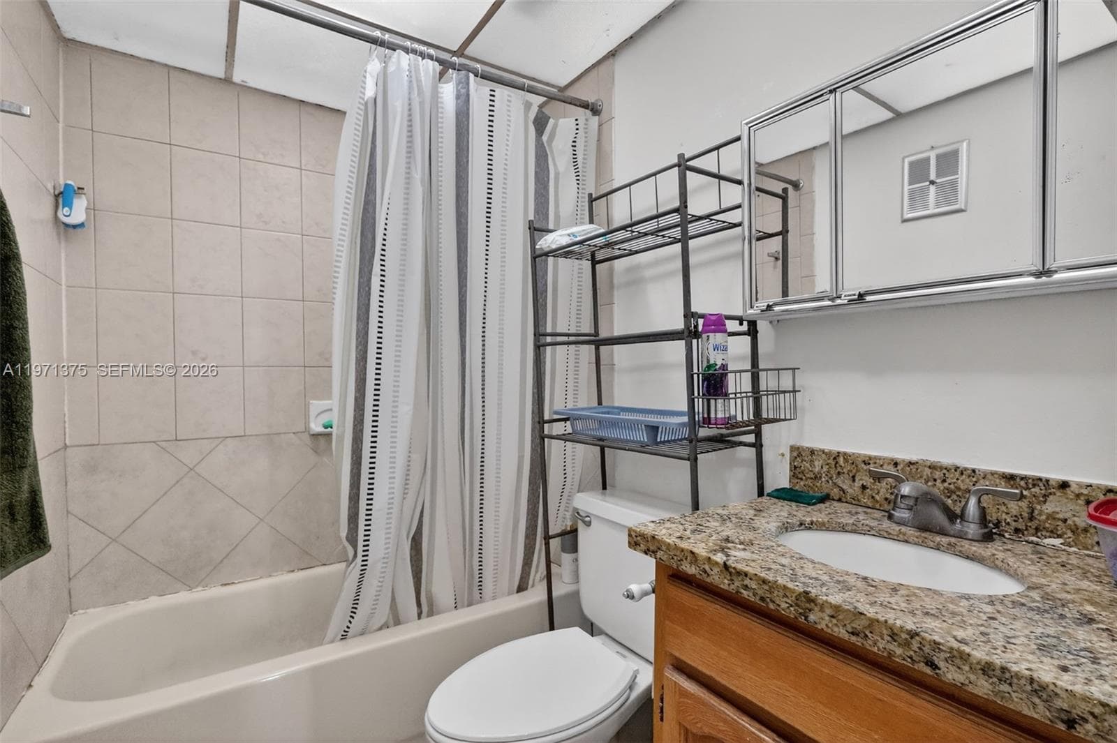 9678 Fontainebleau Blvd # 411, Miami FL 33172 — 20