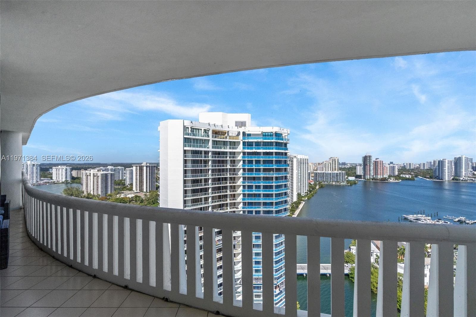 3000 Island Blvd # 2902, Aventura FL 33160 — 56