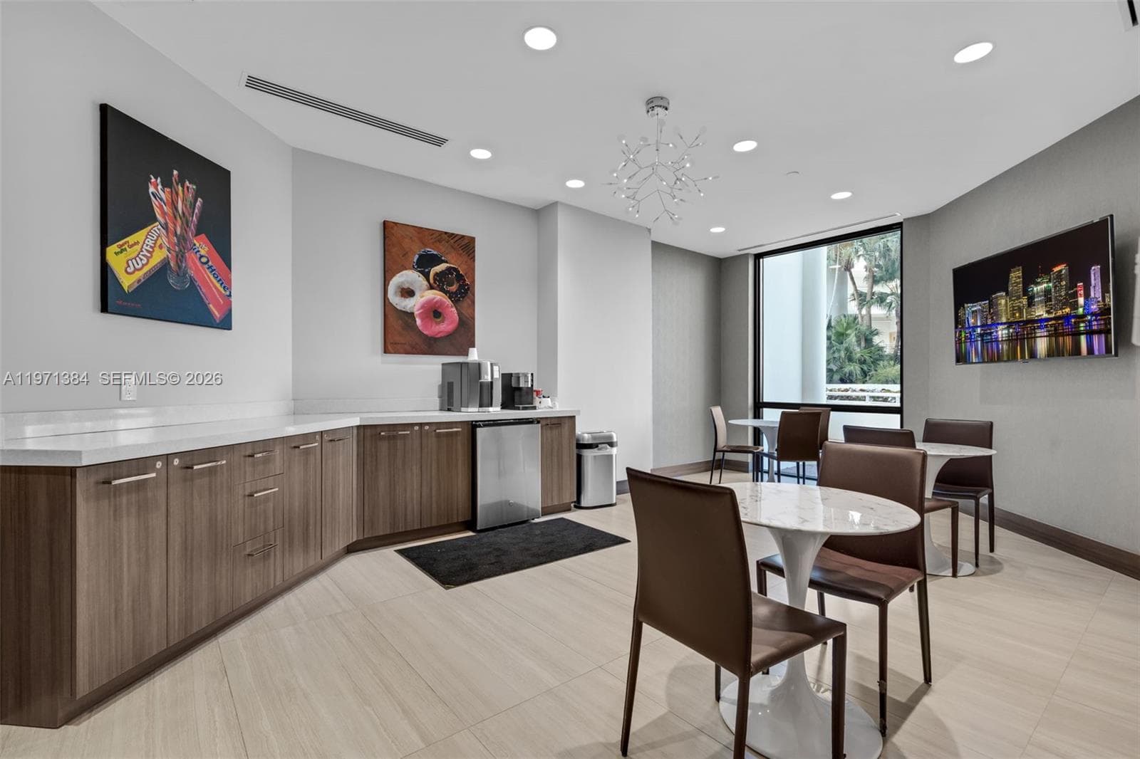 3000 Island Blvd # 2902, Aventura FL 33160 — 66