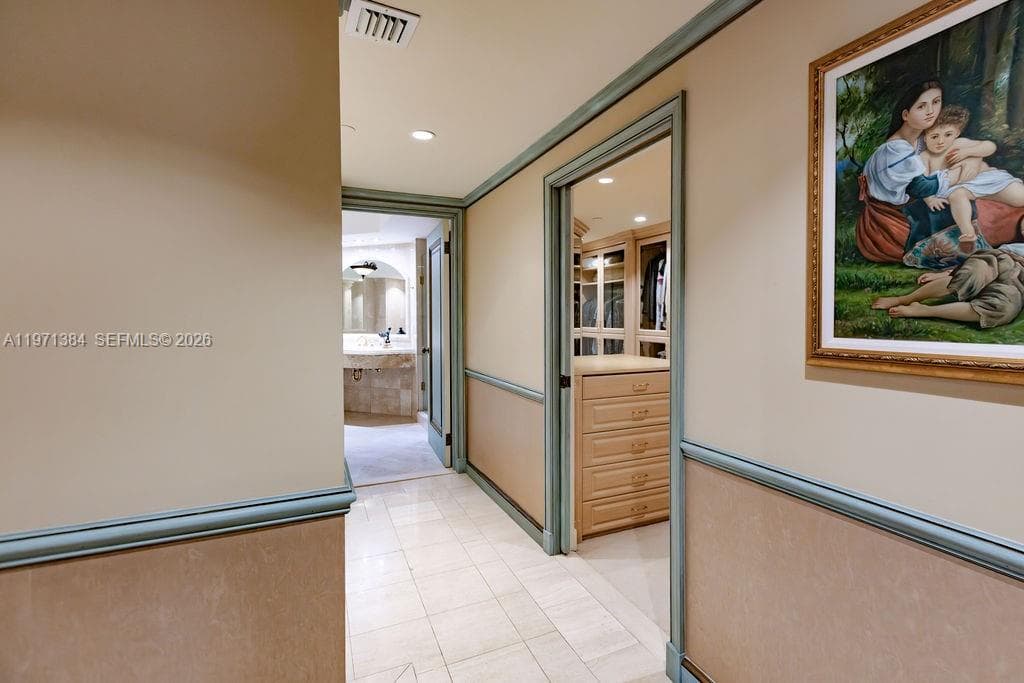 3000 Island Blvd # 2902, Aventura FL 33160 — 32