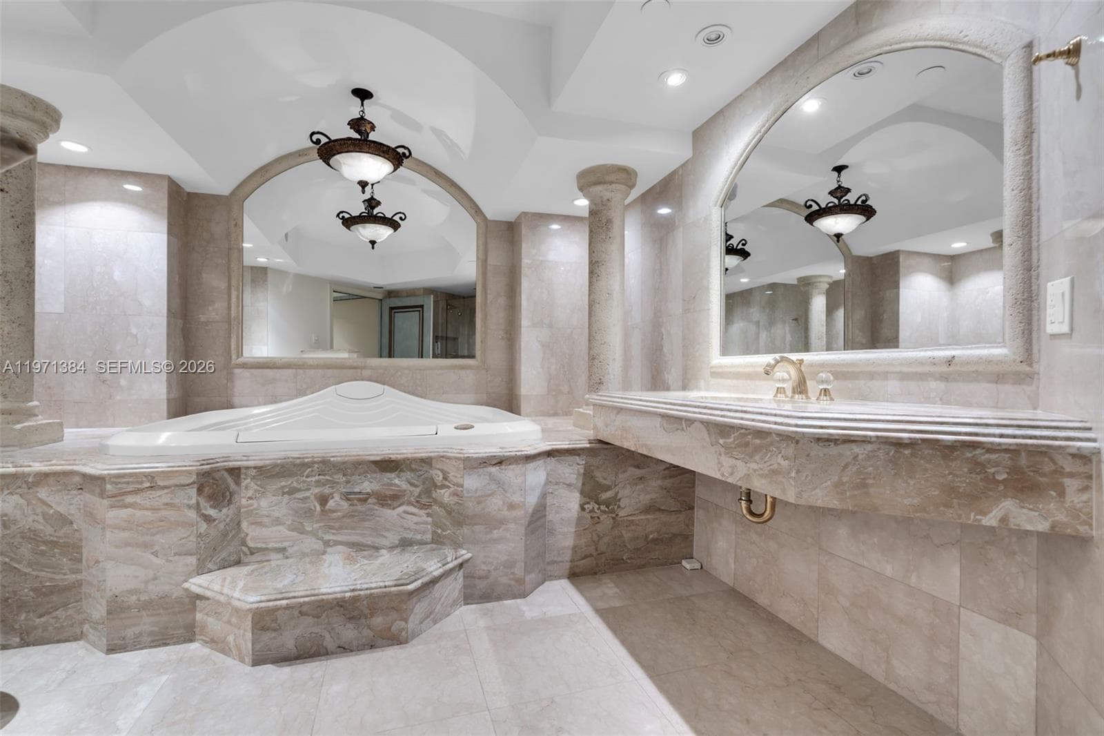 3000 Island Blvd # 2902, Aventura FL 33160 — 38