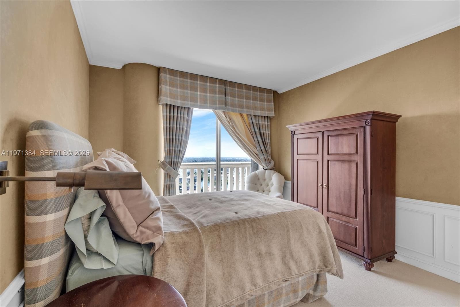 3000 Island Blvd # 2902, Aventura FL 33160 — 50