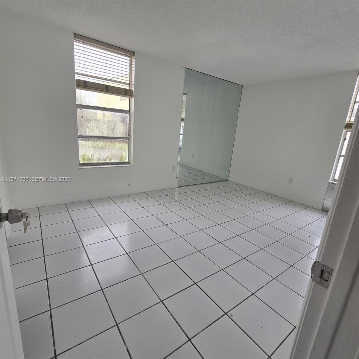 9678 Fontainebleau Blvd # 111, Miami FL 33172 — 16