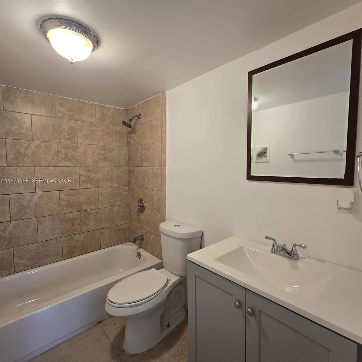 9678 Fontainebleau Blvd # 111, Miami FL 33172 — 19