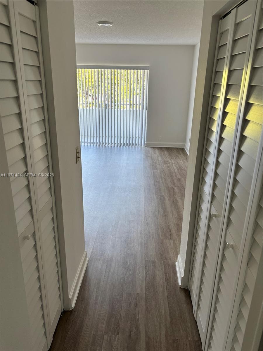 7900 Camino Cir # 308, Miami FL 33143 — 7