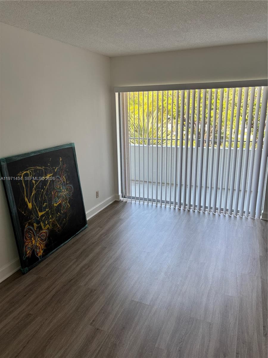 7900 Camino Cir # 308, Miami FL 33143 — 11