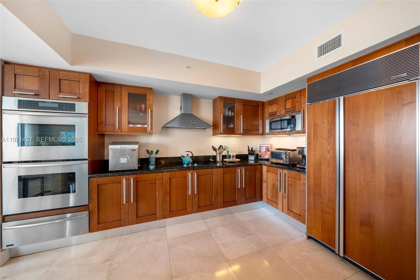 3301 NE 183rd St # 1104, Aventura FL 33160 — 3